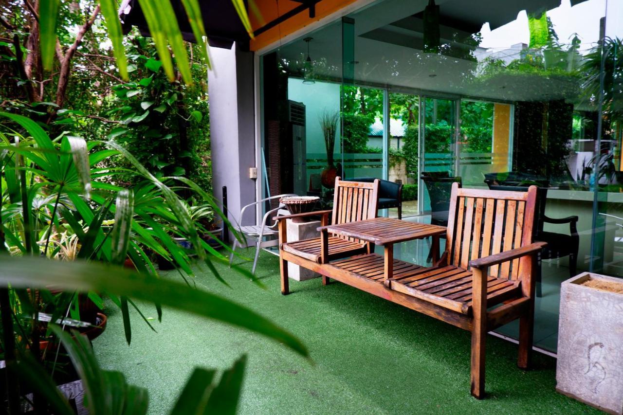 The Wing Design Hotel Bangkok Buitenkant foto