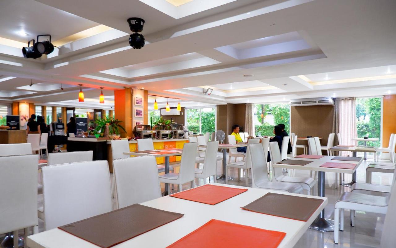 The Wing Design Hotel Bangkok Buitenkant foto