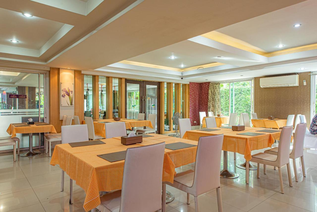 The Wing Design Hotel Bangkok Buitenkant foto