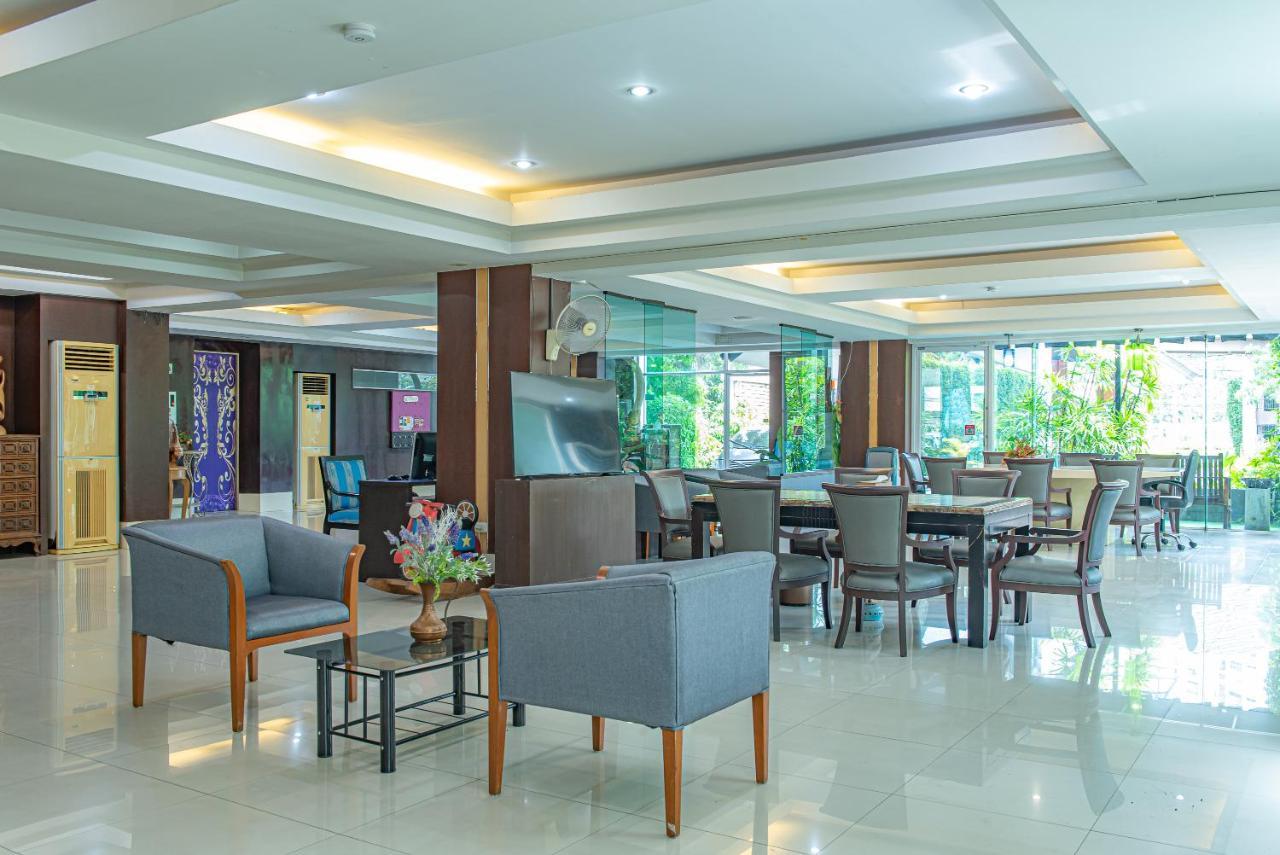The Wing Design Hotel Bangkok Buitenkant foto